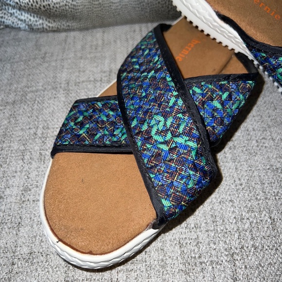 Bernie Mev Crisscross Sandals- Women's EU 37 Blue Green - Picture 2 of 9